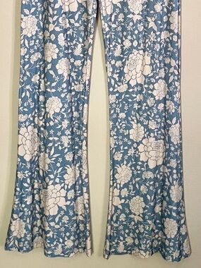 Novella Royale | Iris Bells in Ocean Flamenco, Sz L also fits M ♥ GUC